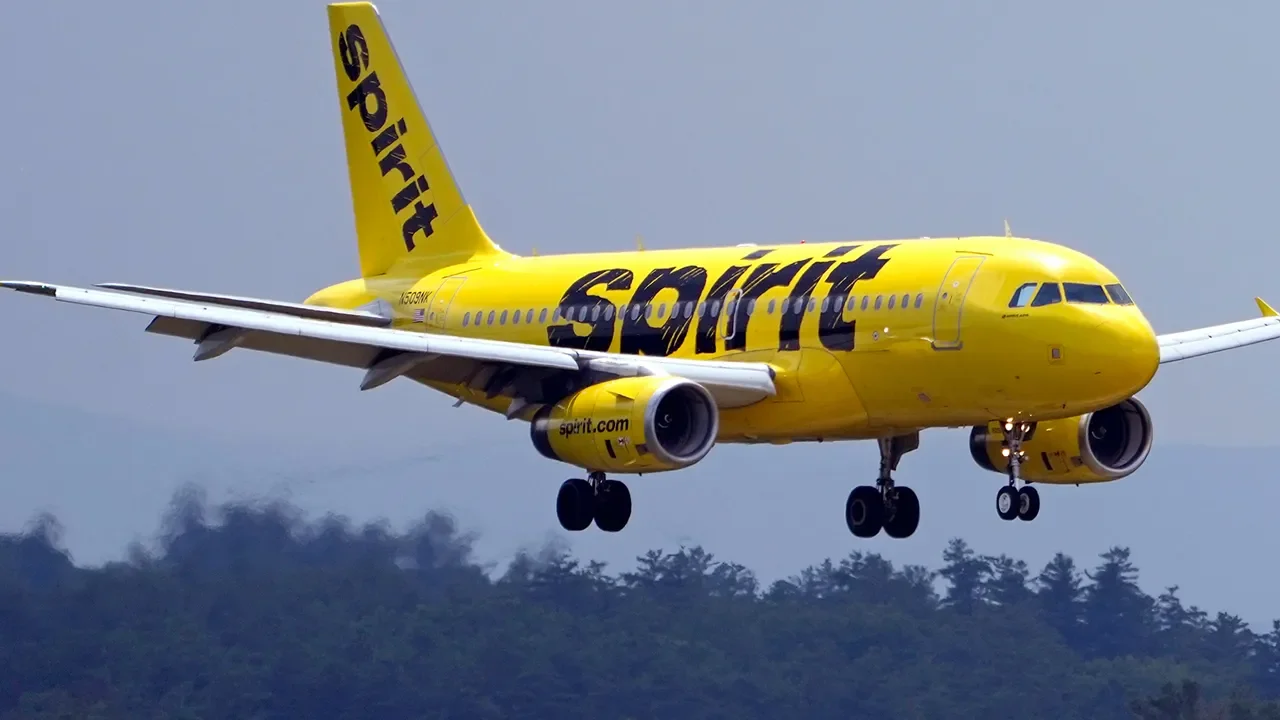 Spirit Airlines Shuts Down After Years of Struggle - 4