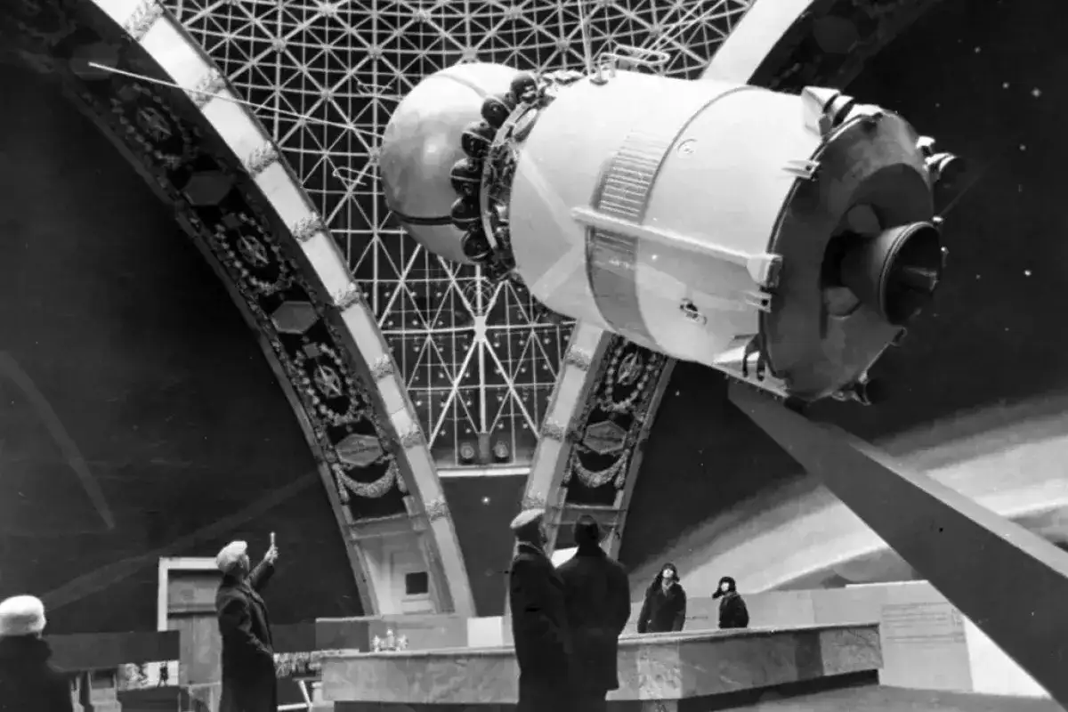 Scientists may have spotted the long-lost Soviet Union Lander - 60 YEARS after it vanished from the surface of the moon - 4