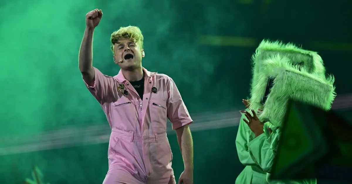 Eurovision fans blast 'shameful' British delegation and BBC for 'disrespecting their own act' as UK entrant Look Mum No Computer is abandoned to sit alone during jury show - 4