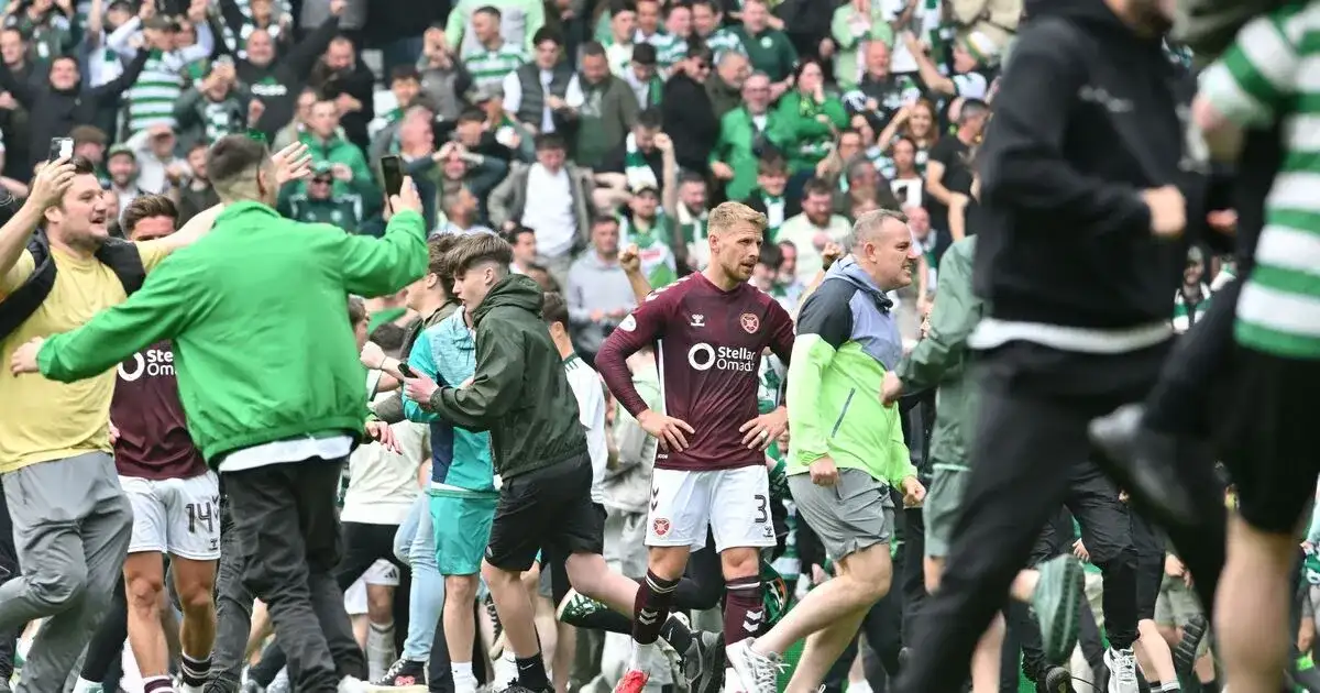 Football Daily | Celtic, the ‘old man’ and a possible pitch invasion hat-trick - 4