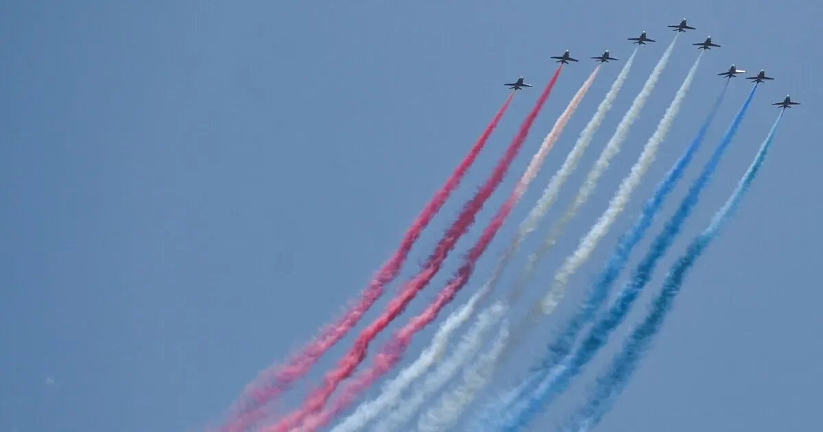 British firm vying to build next Red Arrows jets collapses - 1