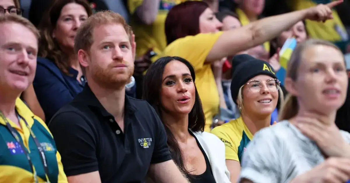 Prince Harry and Meghan arrive in Australia to a muted welcome - 3