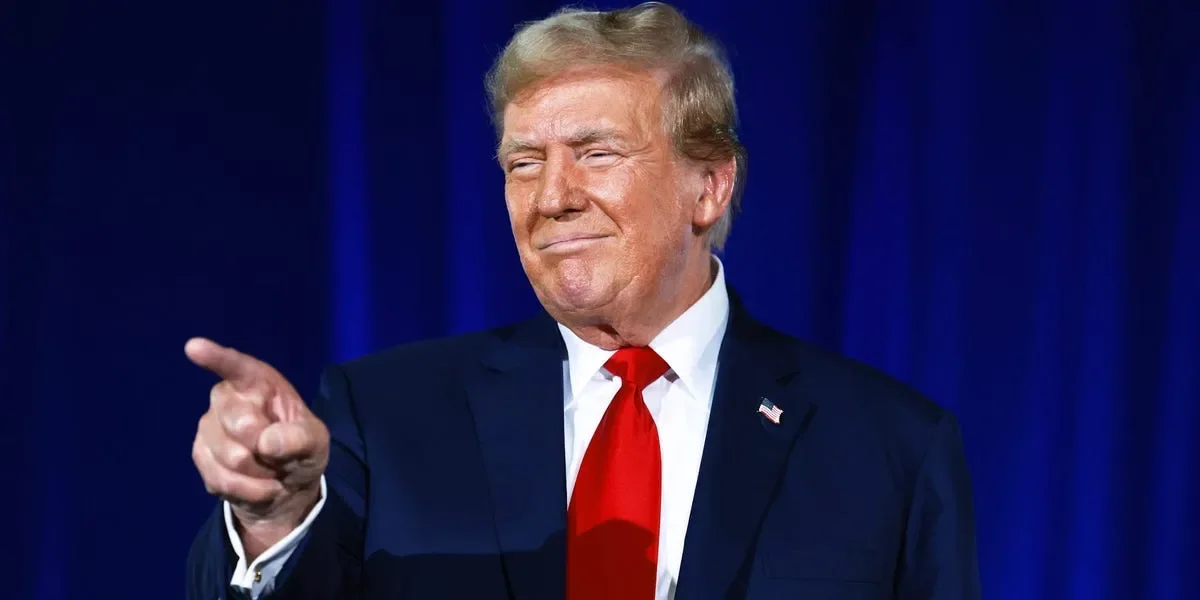 GOP billionaire trying to woo Trump's support in key Georgia race bankrolled his 2024 presidential rivals - 3