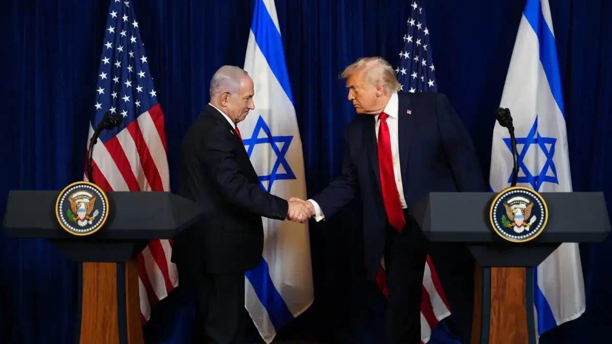 Trump's inner circle rushes to emergency Situation Room briefing as Iran chokes off the world's oil supply - 2