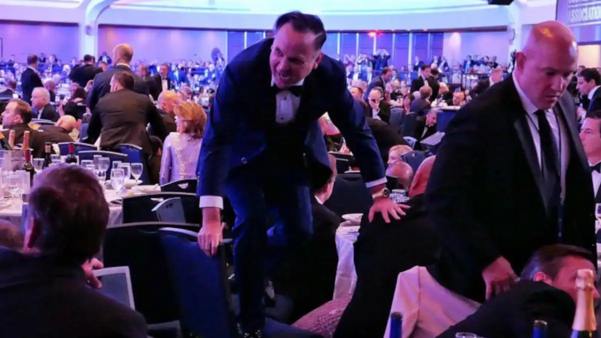 Inside the pandemonium at the Washington Hilton - 3