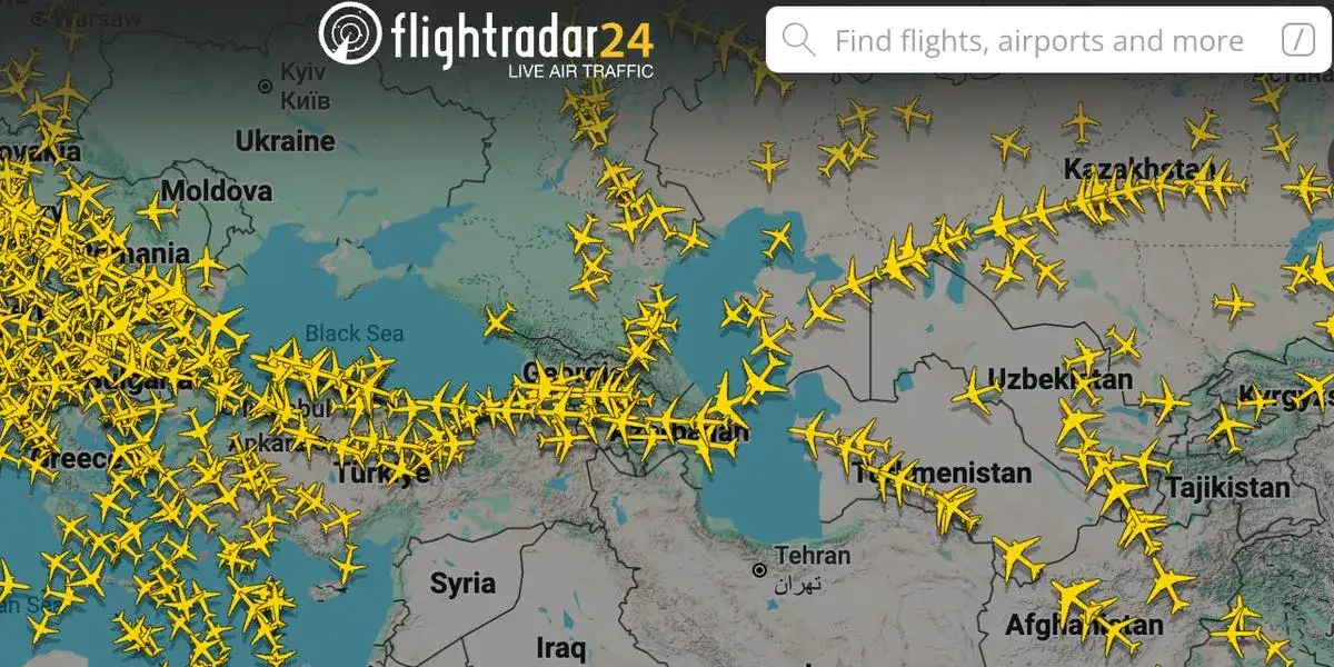 Flight paths squeezed as Iran conflict closes more airspace - 3