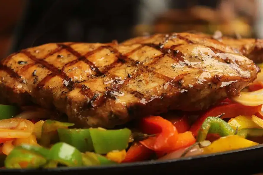 Grilled Chicken With Sumac and Black Lime - 1