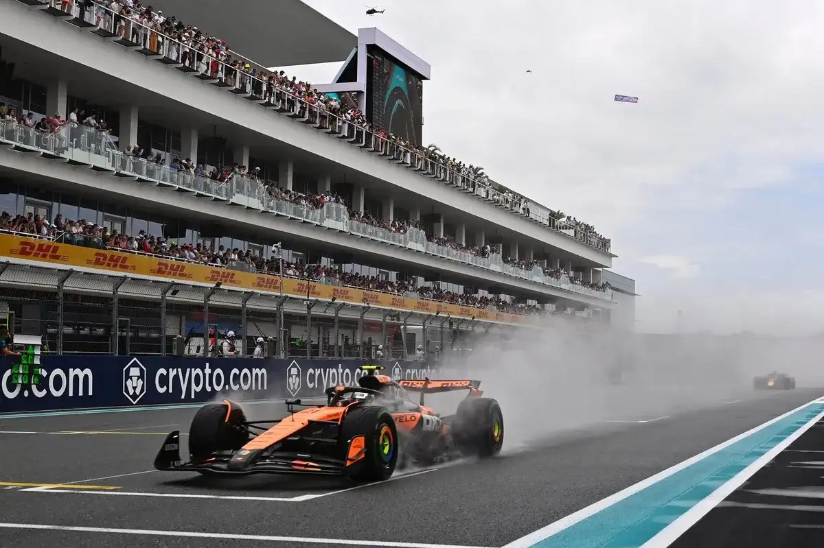 Miami GP start time moved earlier amid storm threat - 1