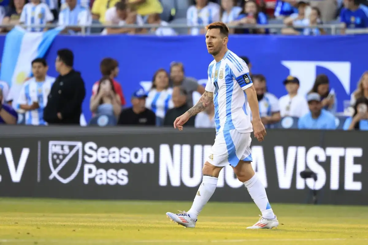 Porteous on playing with Son, facing Messi &amp; his World Cup dream - 4