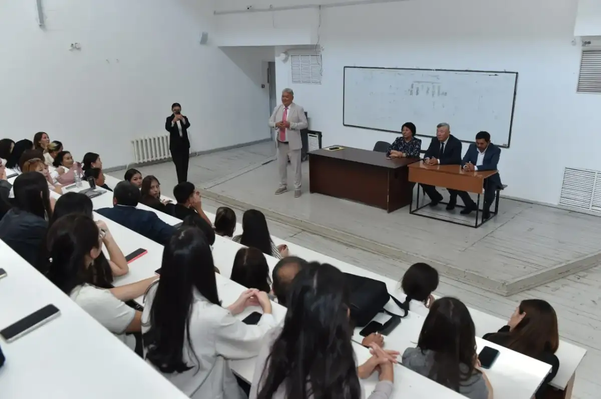 Knowledge Leadership Forum Lecture held - 4