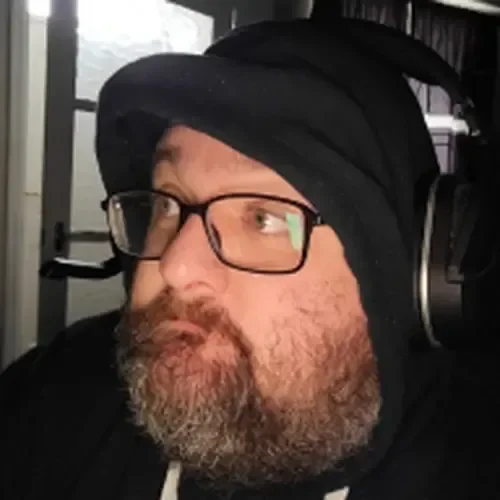 Neville backs Howe as Merson says Chelsea would take him 'all day long' - 1