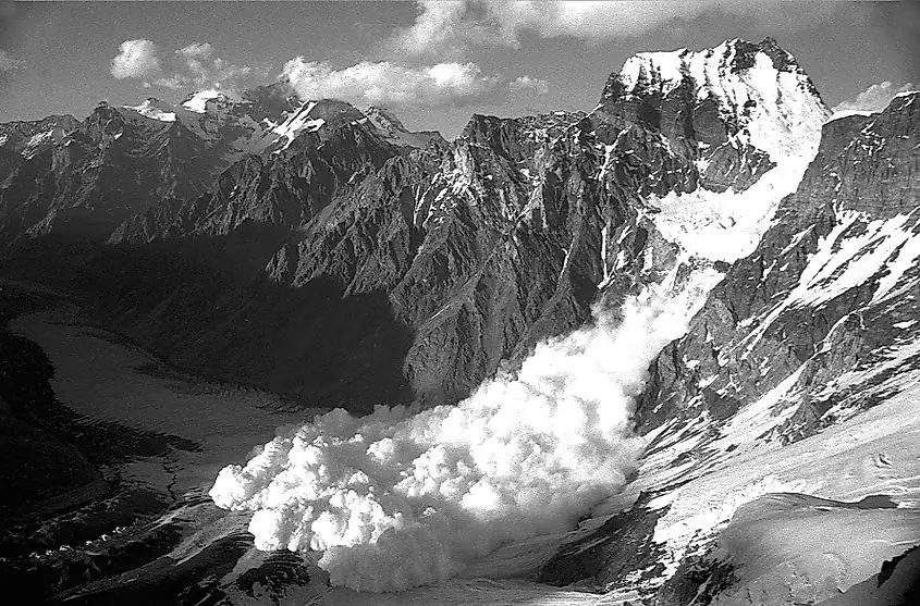 What Was the Largest Avalanche in History? 1970 Disaster Takes the Title - 1