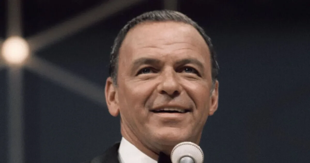 Frank Sinatra's daughter Nancy slams Donald Trump for sharing ominous video of late father - 1