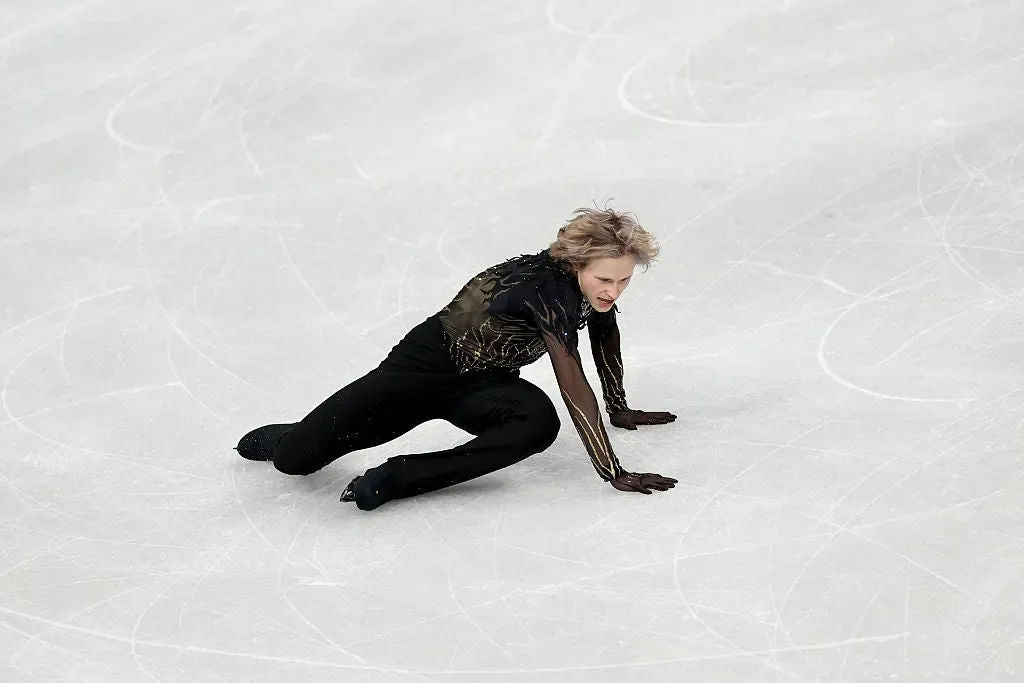 ‘Quad God’ Ilia Malinin misses medal in figure skating in all-time Winter Olympics upset - 3