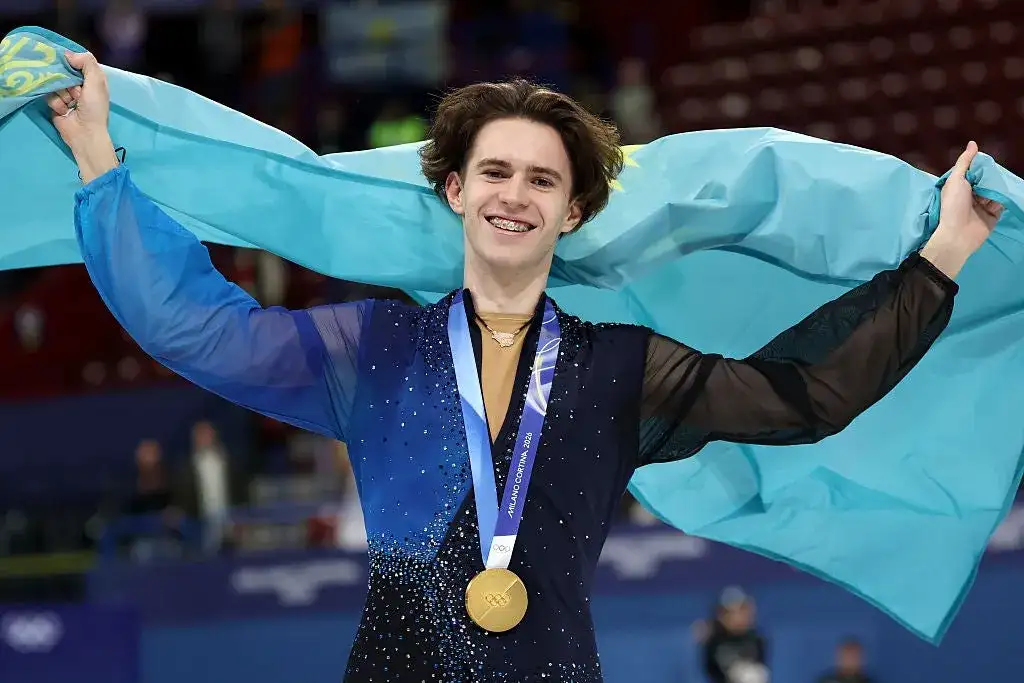 ‘Quad God’ Ilia Malinin misses medal in figure skating in all-time Winter Olympics upset - 4