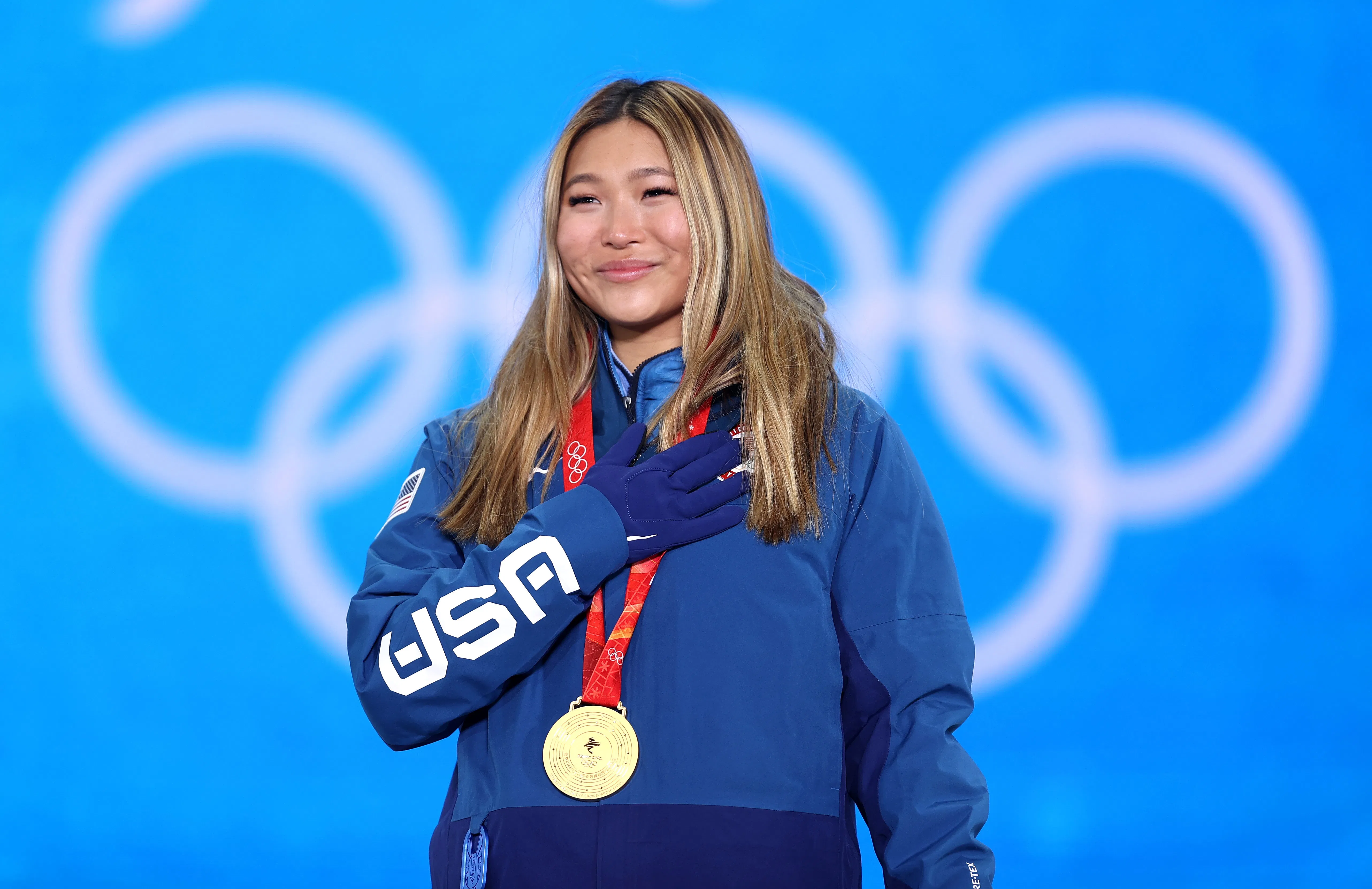 2026 Winter Olympics: Chloe Kim goes for snowboarding history, U.S. men's hockey team takes the ice and more - 4