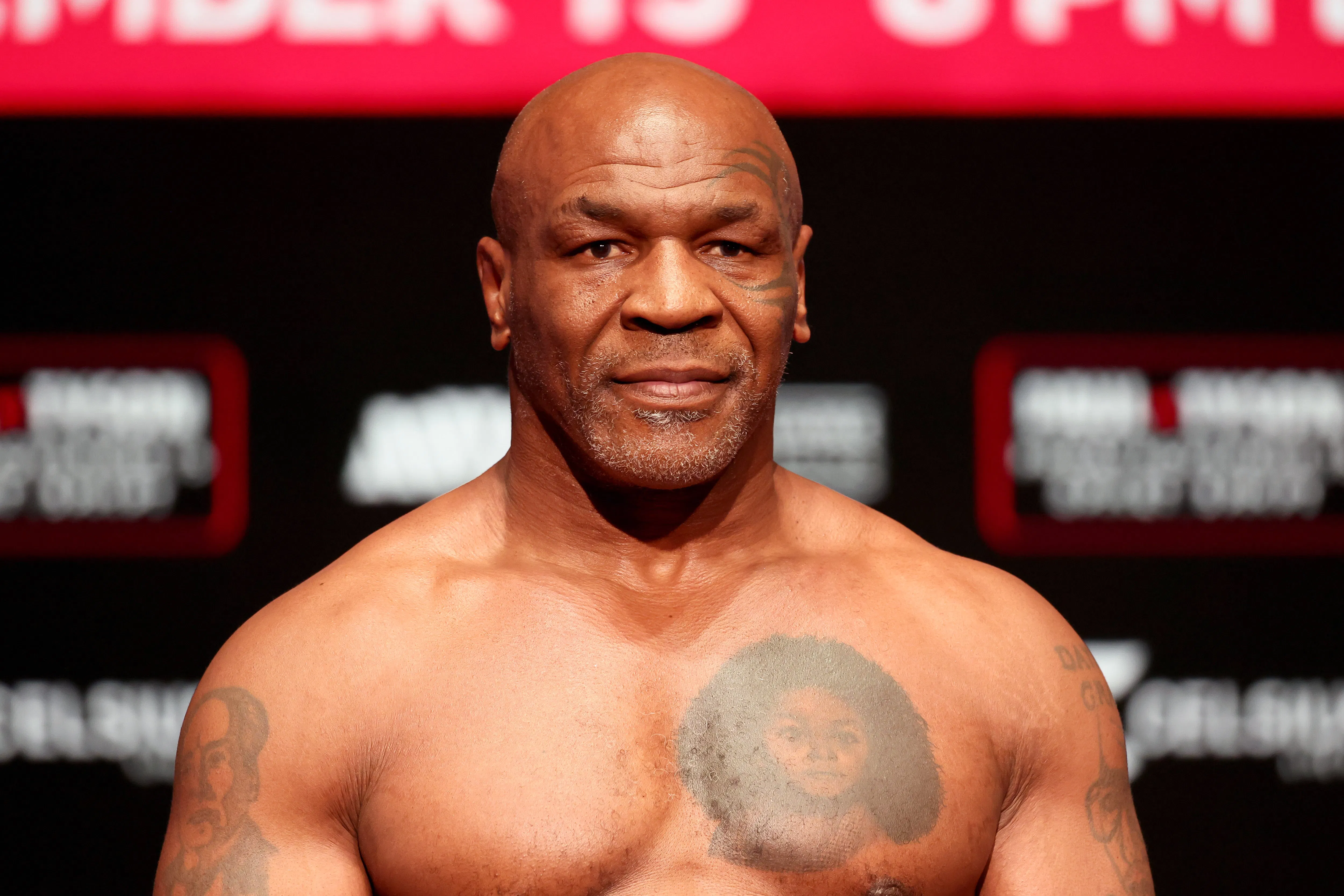 Date and location revealed for shock Mike Tyson vs Floyd Mayweather exhibition as boxing icons prepare to collide - 4