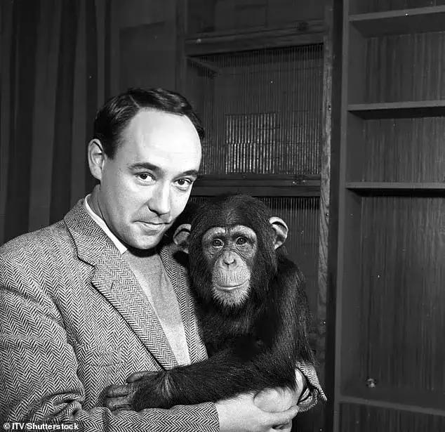 Zoologist, author and presenter Desmond Morris dies aged 98 - 4