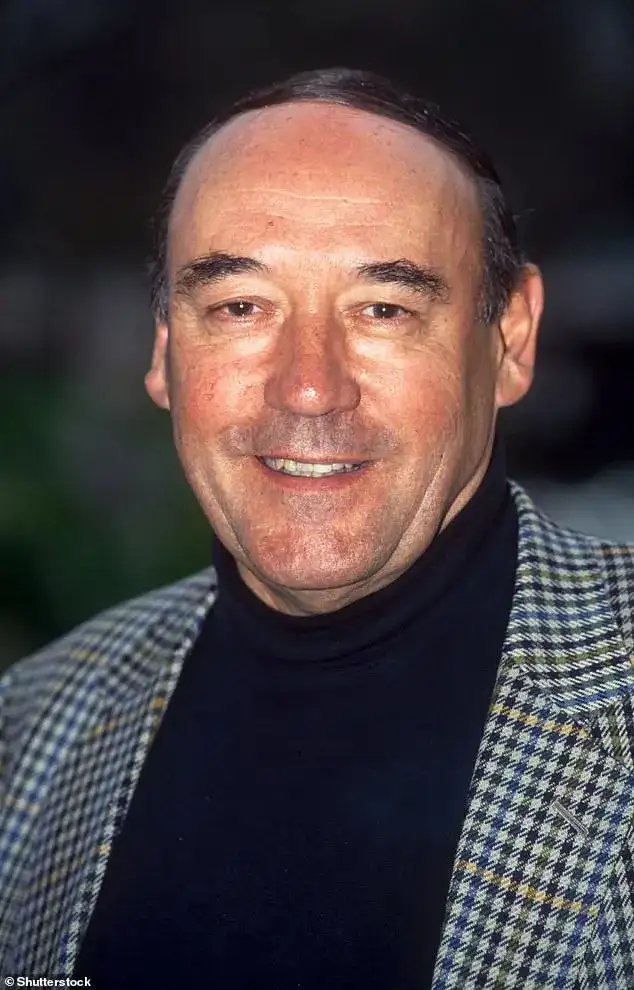 Zoologist, author and presenter Desmond Morris dies aged 98 - 1