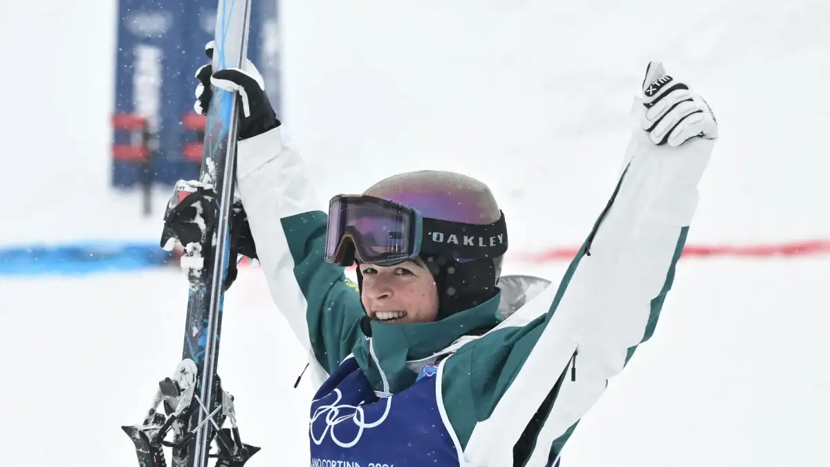 Australia's Jakara Anthony wins 1st Olympic title in women's dual moguls - 3