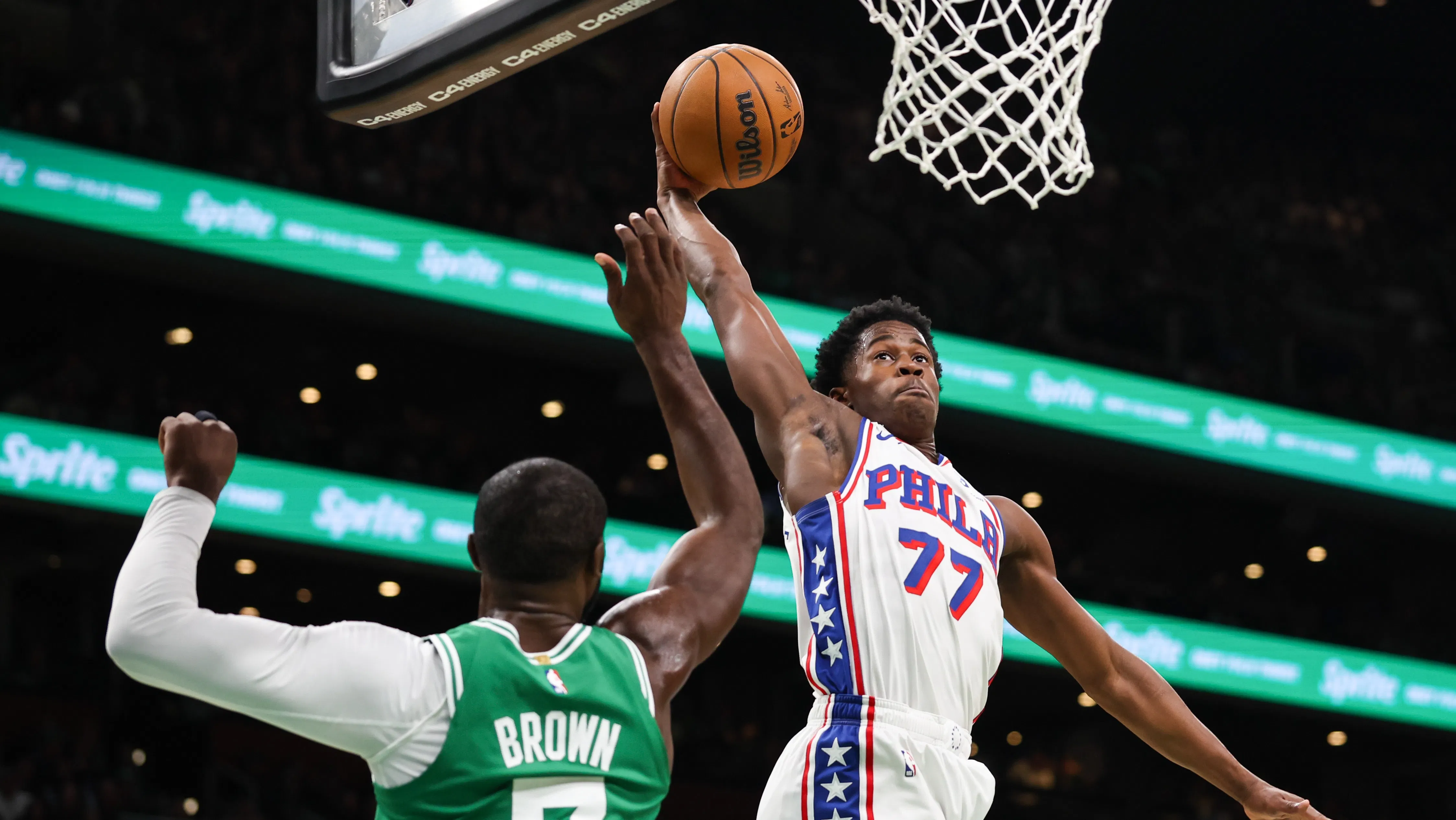 Gilgeous-Alexander, Thunder open playoffs with rout of Suns - 1