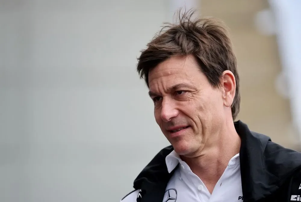 Toto Wolff backed amid F1 fury over Mercedes engines and ban threat - 4