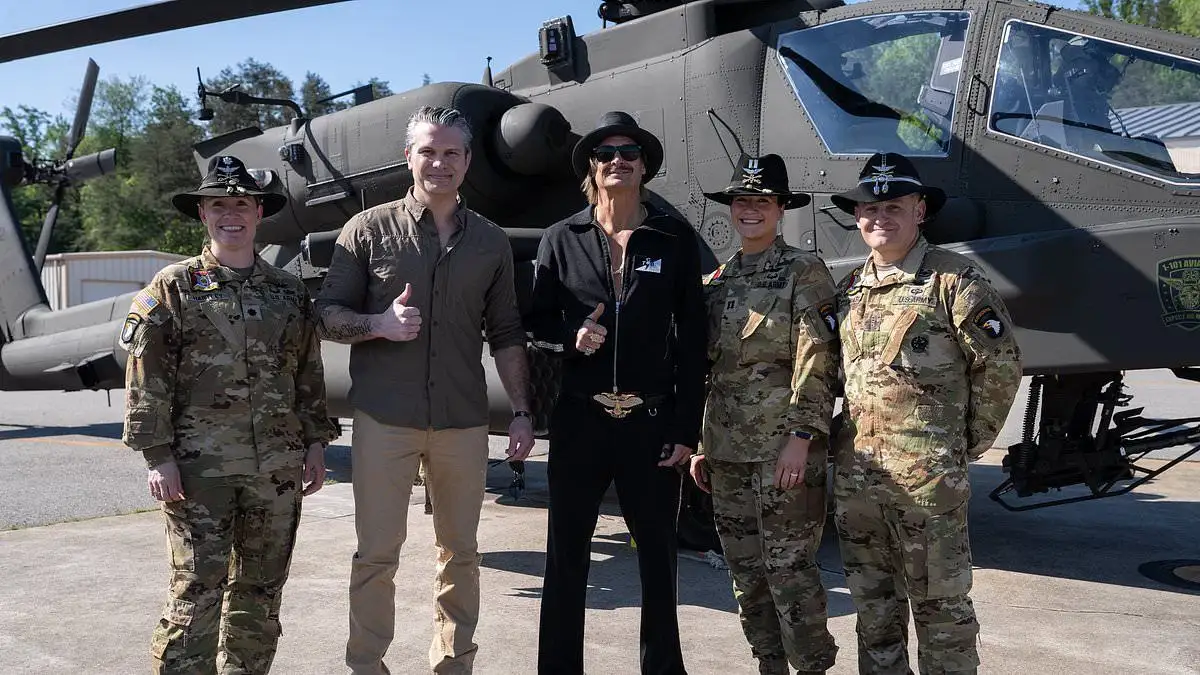 Pete Hegseth Invites Kid Rock on £75m Apache Helicopter Missions as Flight Data Tracks Rockstar's Military 'Joy Ride' - 1