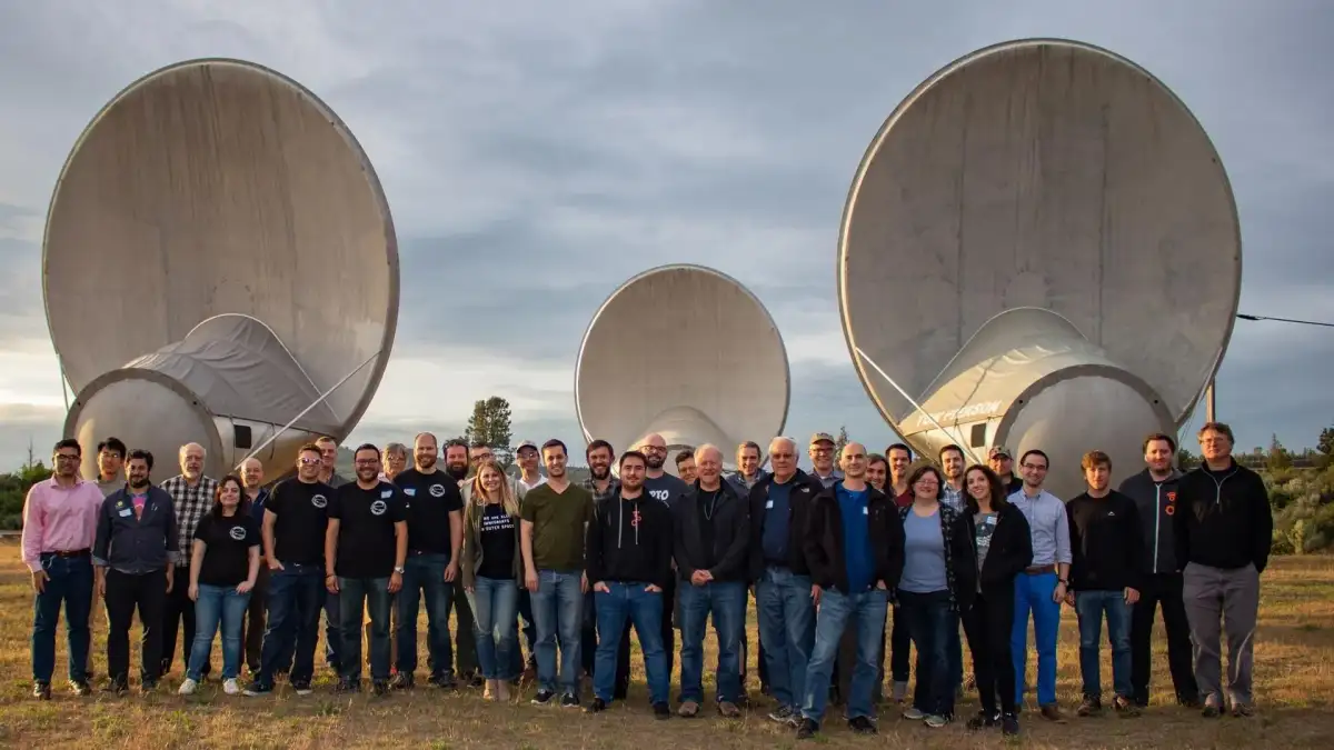 Scientists reveal one key way we might have missed signals from aliens - 1