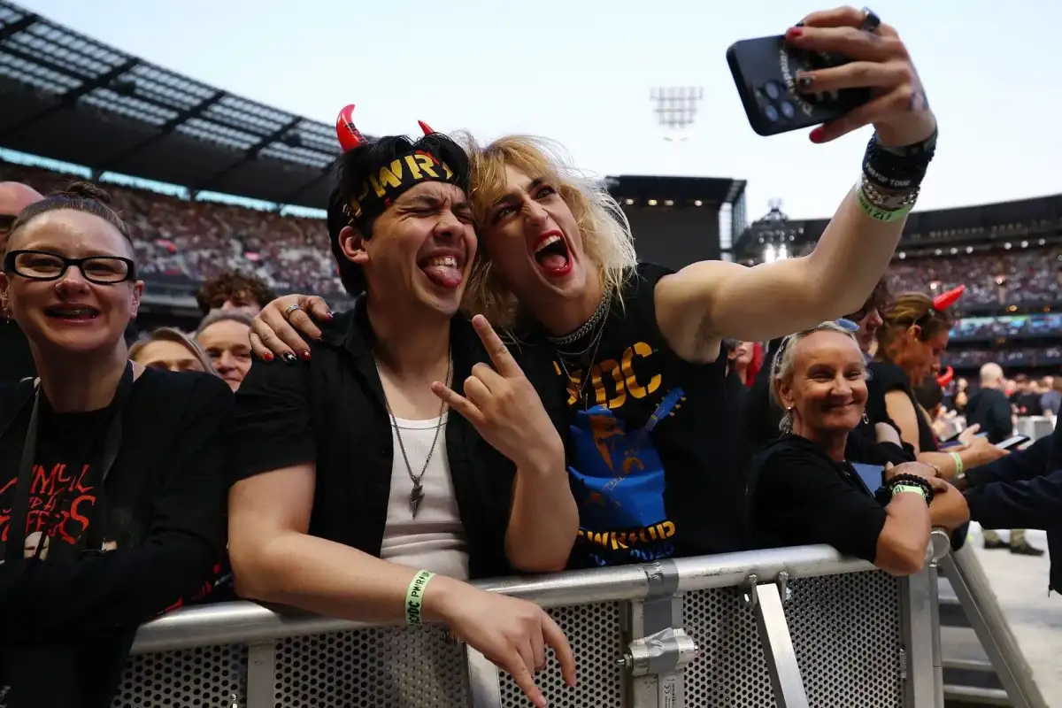 The Strokes end Coachella performance with fiery political video condemning US government - 2