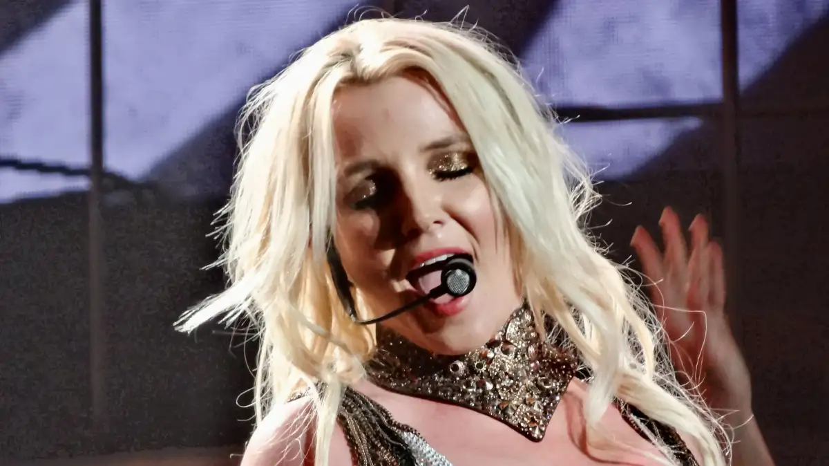 Britney Spears 'On Edge' Over Estranged Dad Jamie Possibly Returning To Her Life After DUI Arrest - 1