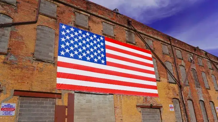 'AMERICA IN DECLINE' - 1