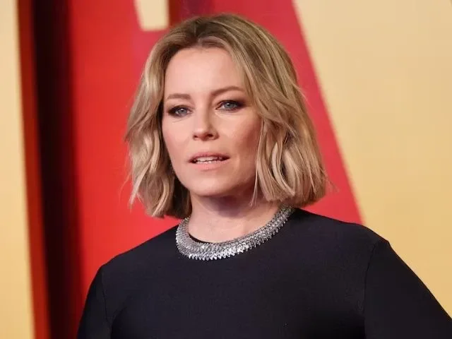 Elizabeth Banks recalls being told she wouldn't be able to 'direct men' in films - 1