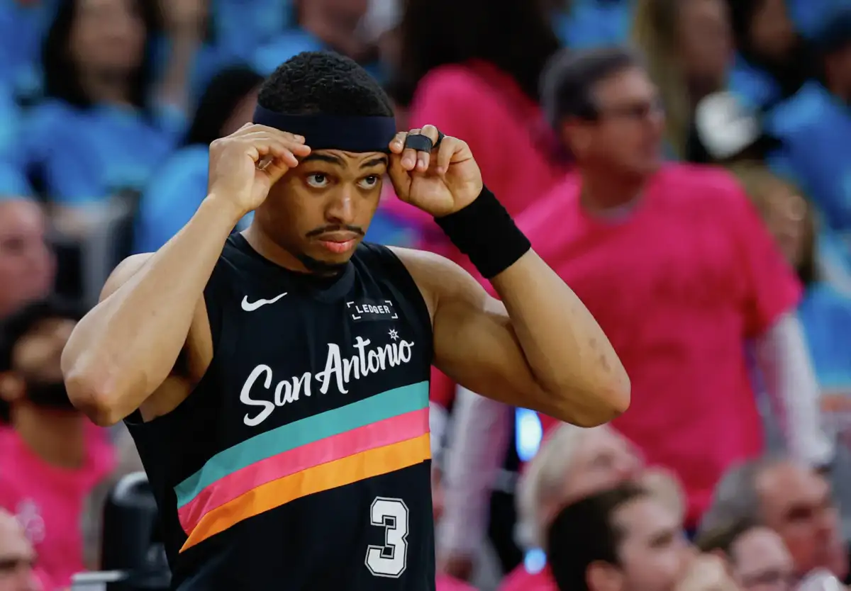 Spurs' Johnson named NBA Sixth Man of the Year - 2