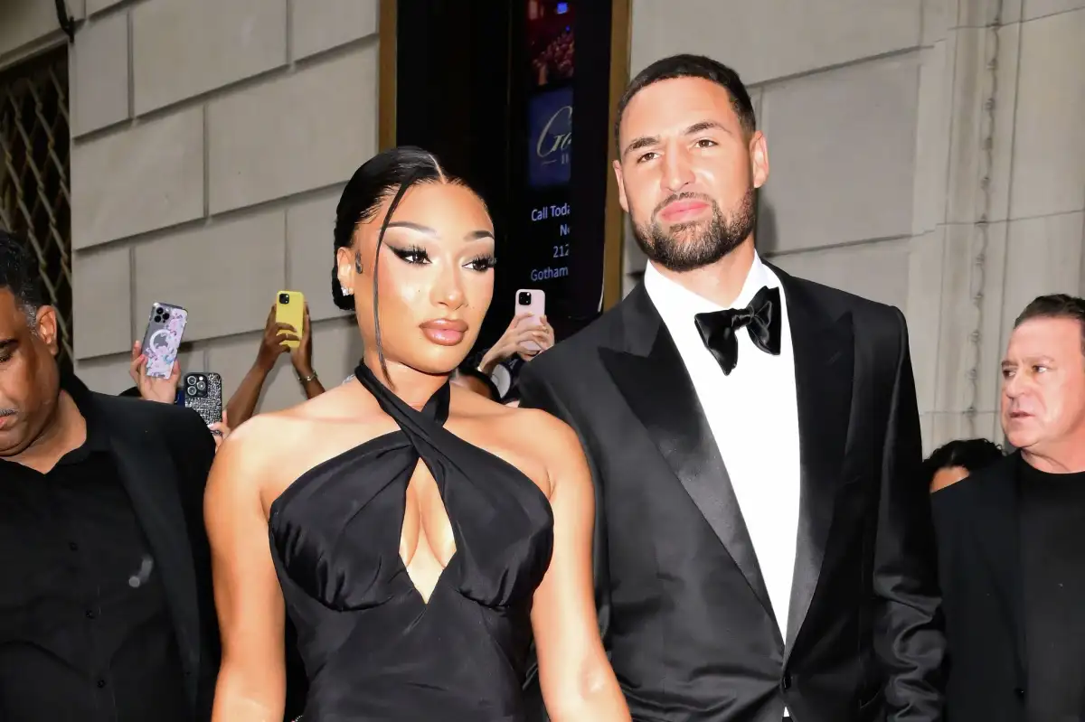 Megan Thee Stallion Breaks Down in Tears After Klay Thompson Breakup - 1