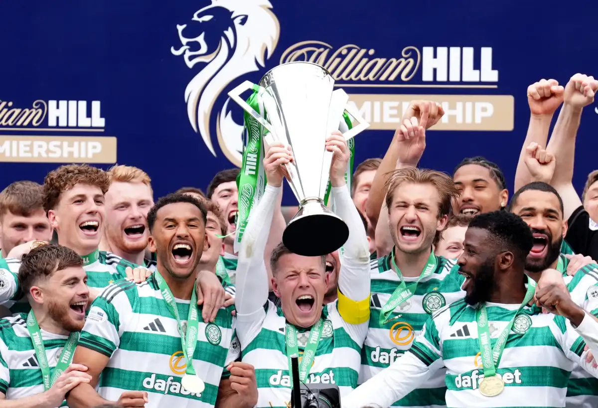 Celtic stun Hearts with late show to retain Scottish Premiership title in dramatic decider - 1