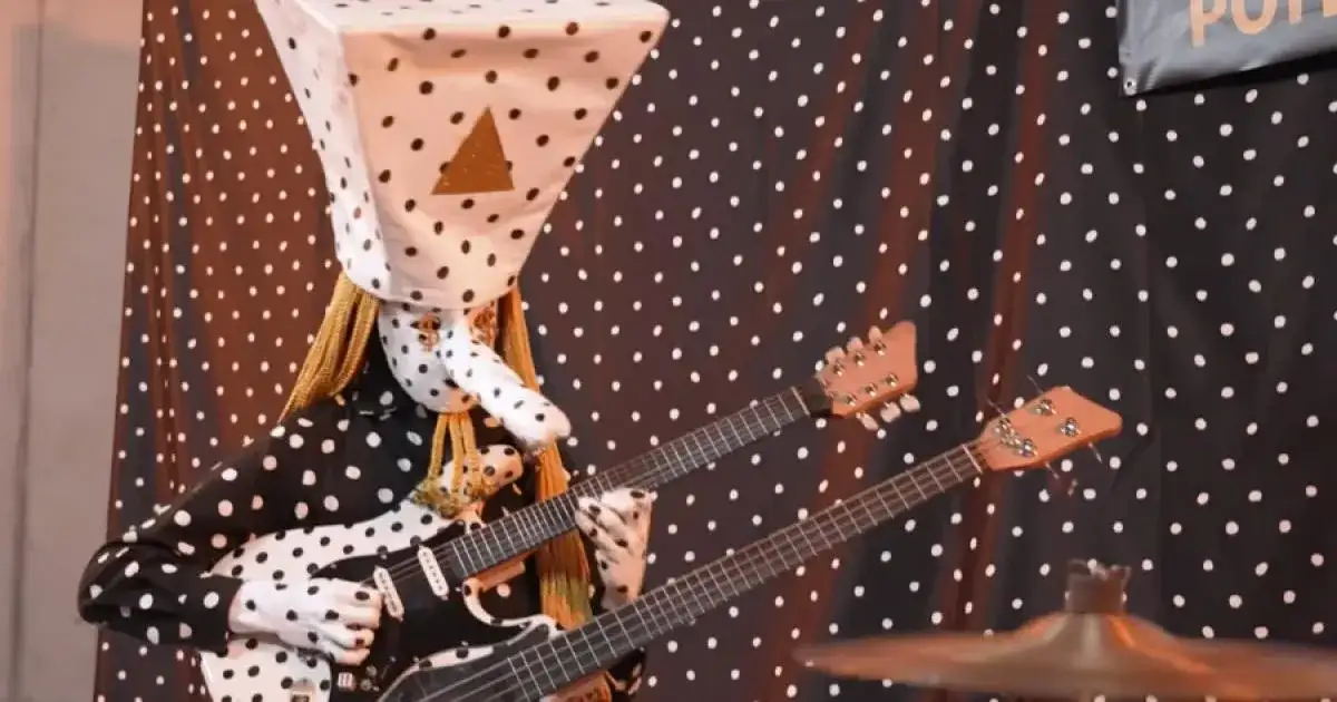 With Polka Dots and Microtones, Angine de Poitrine Has Gone Viral - 4