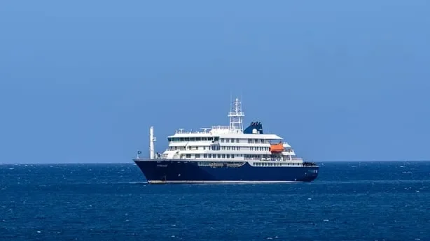 Plane sent to bring Irish passengers home from virus-hit ship - 4