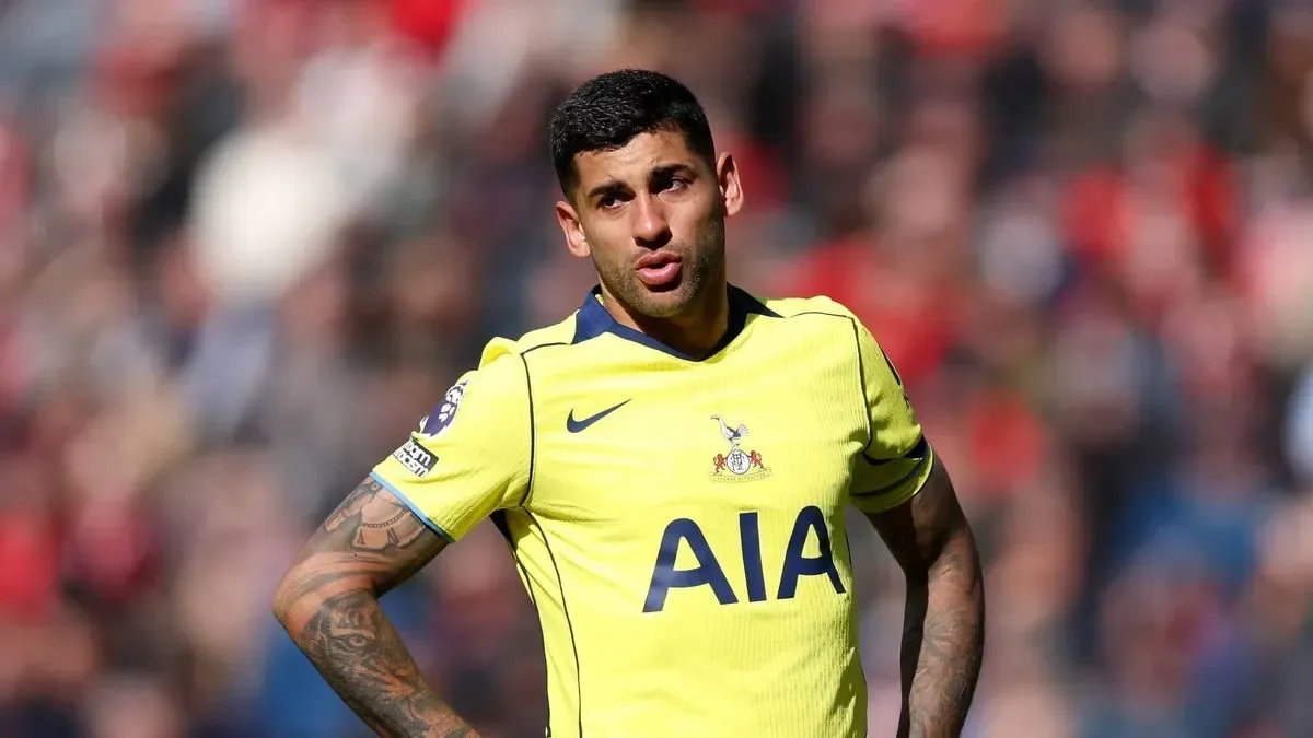 Experts rule that Brian Brobbey SHOULD have been sent off against Tottenham after causing Cristian Romero's season-ending injury - 1