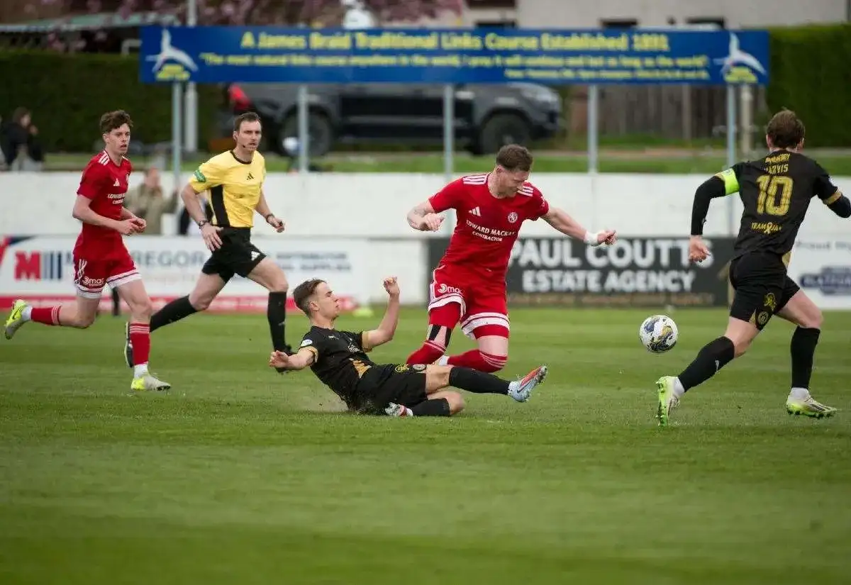 Edinburgh beat Brora to retain SPFL status - 4