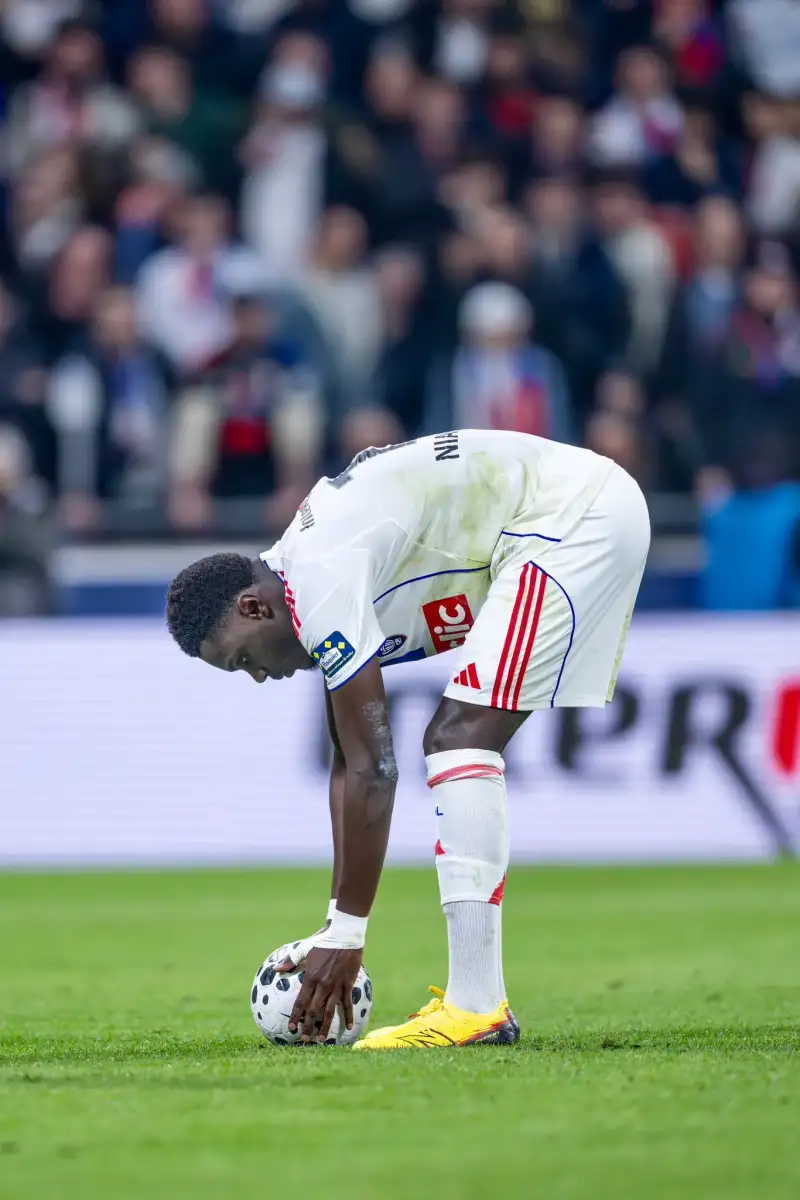OL: Moussa Niakhaté issues apology after his penalty miss in Coupe de France - 2