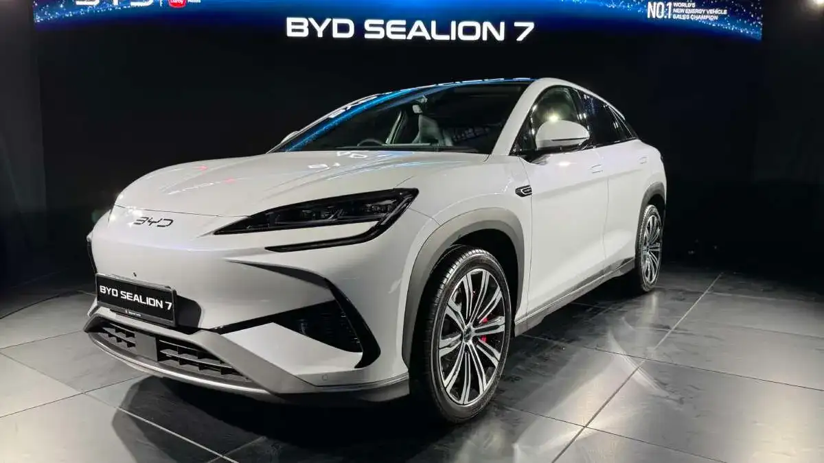 How BYD’s new EV charging tech and range stacks up against Tesla and the rest - 2