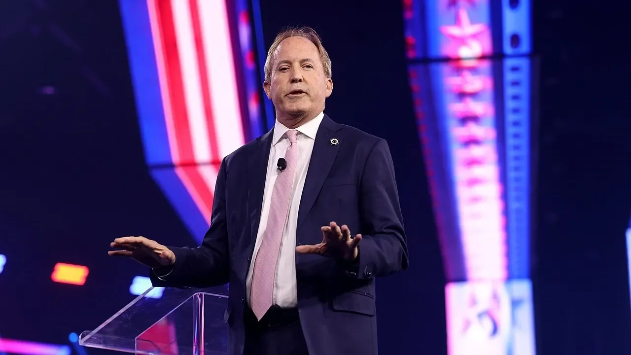 Lululemon Under Probe for 'Forever Chemicals' That Concentrate in the Crotch Region of Leggings and Never Leave Your Body - 1