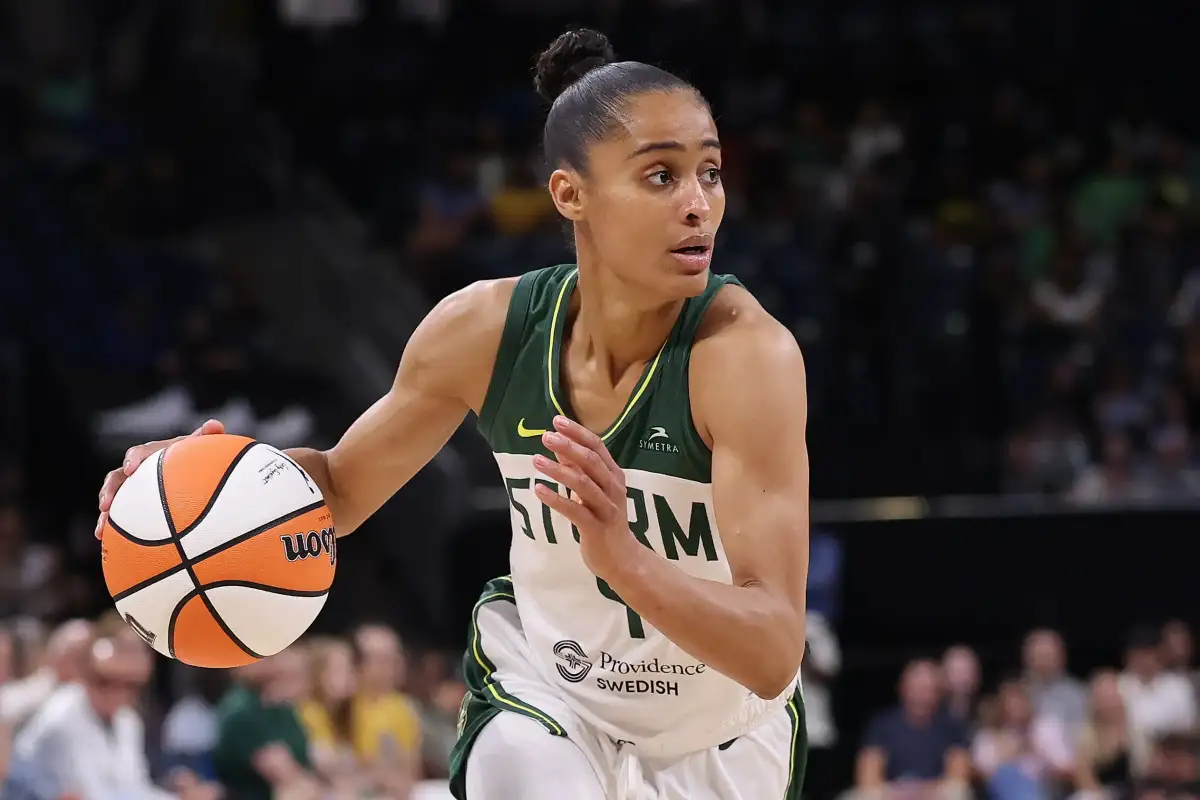12 moves that shaped the WNBA offseason -- and what they mean for 2026 - 2