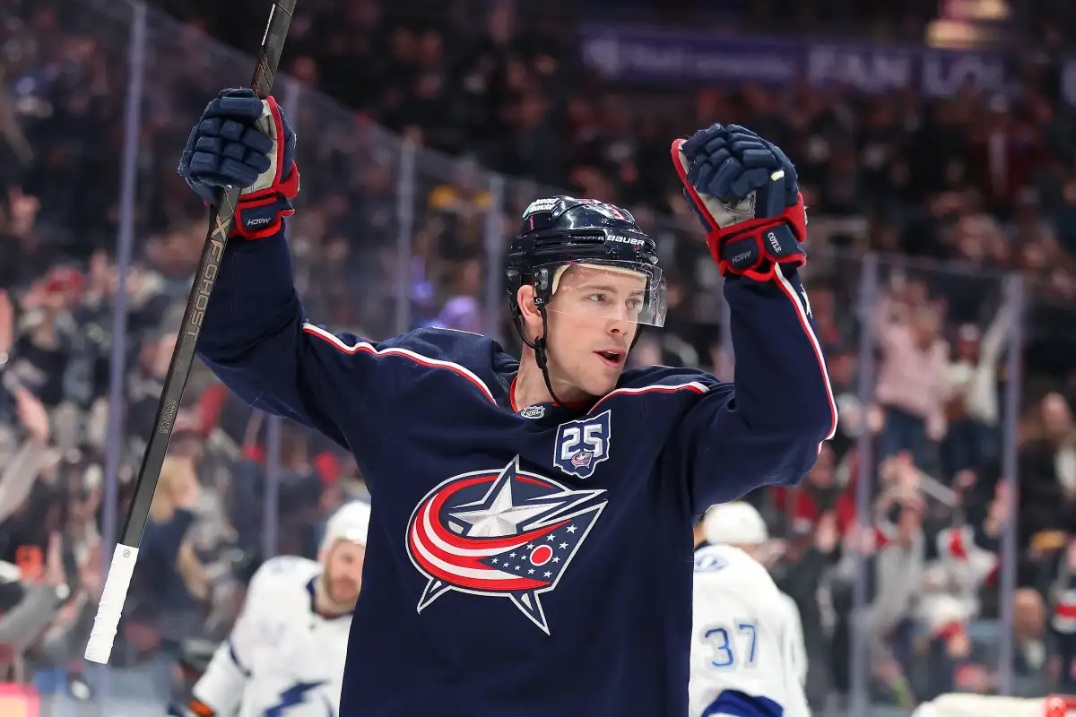 Charlie Coyle, Blue Jackets agree to 6-year, $36 million contract extension - 2