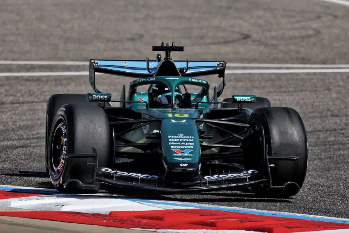 Aston Martin 'look four seconds off top teams' - 4