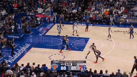 Brunson shuts door on 76ers as Knicks go up 3-0 - 2