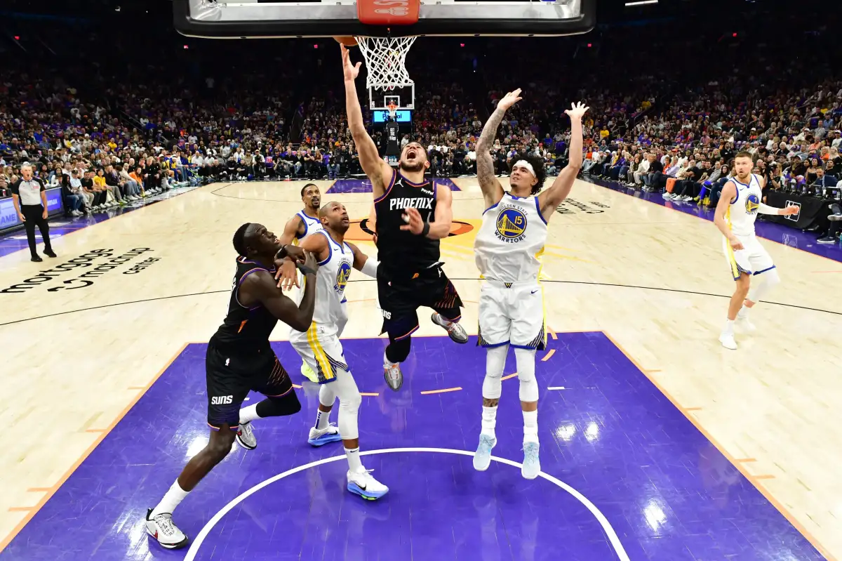 Follow live: Warriors, Suns battle for 8-seed in Phoenix - 1