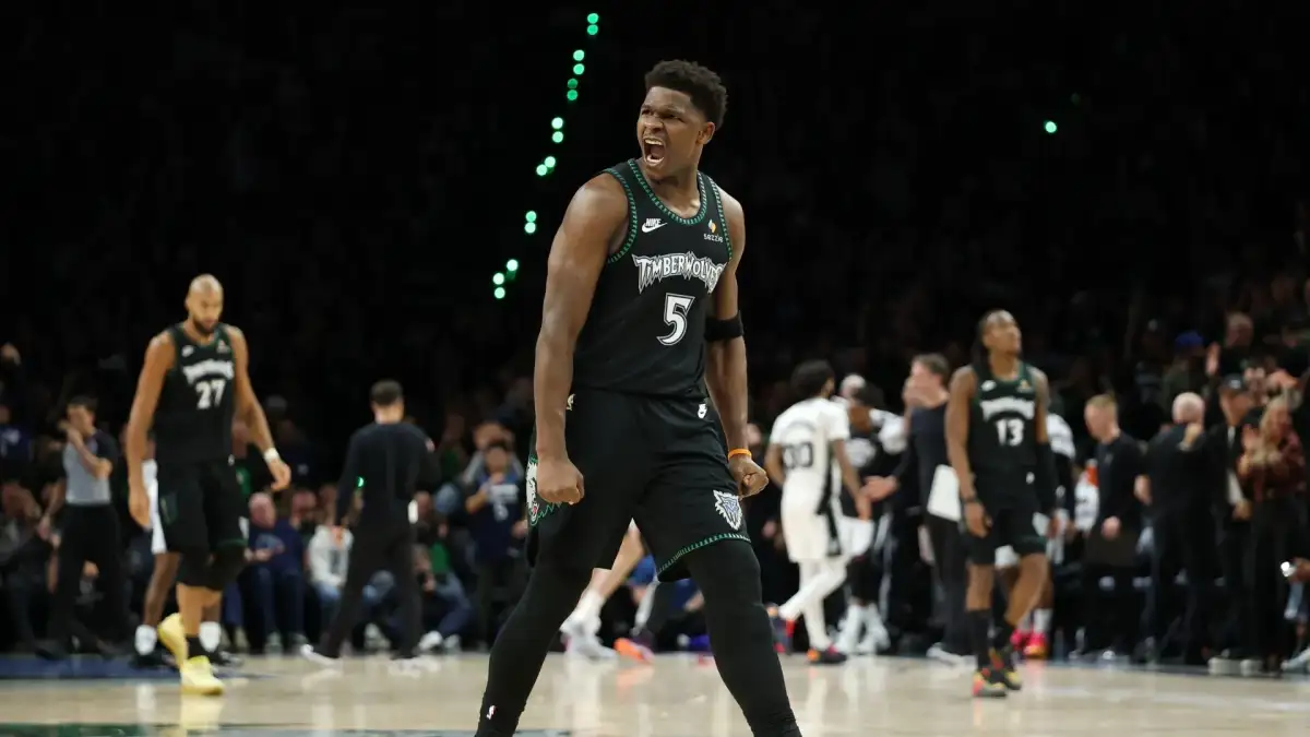 NBA playoff takeaways: Spurs take a 3-2 series lea... - 1