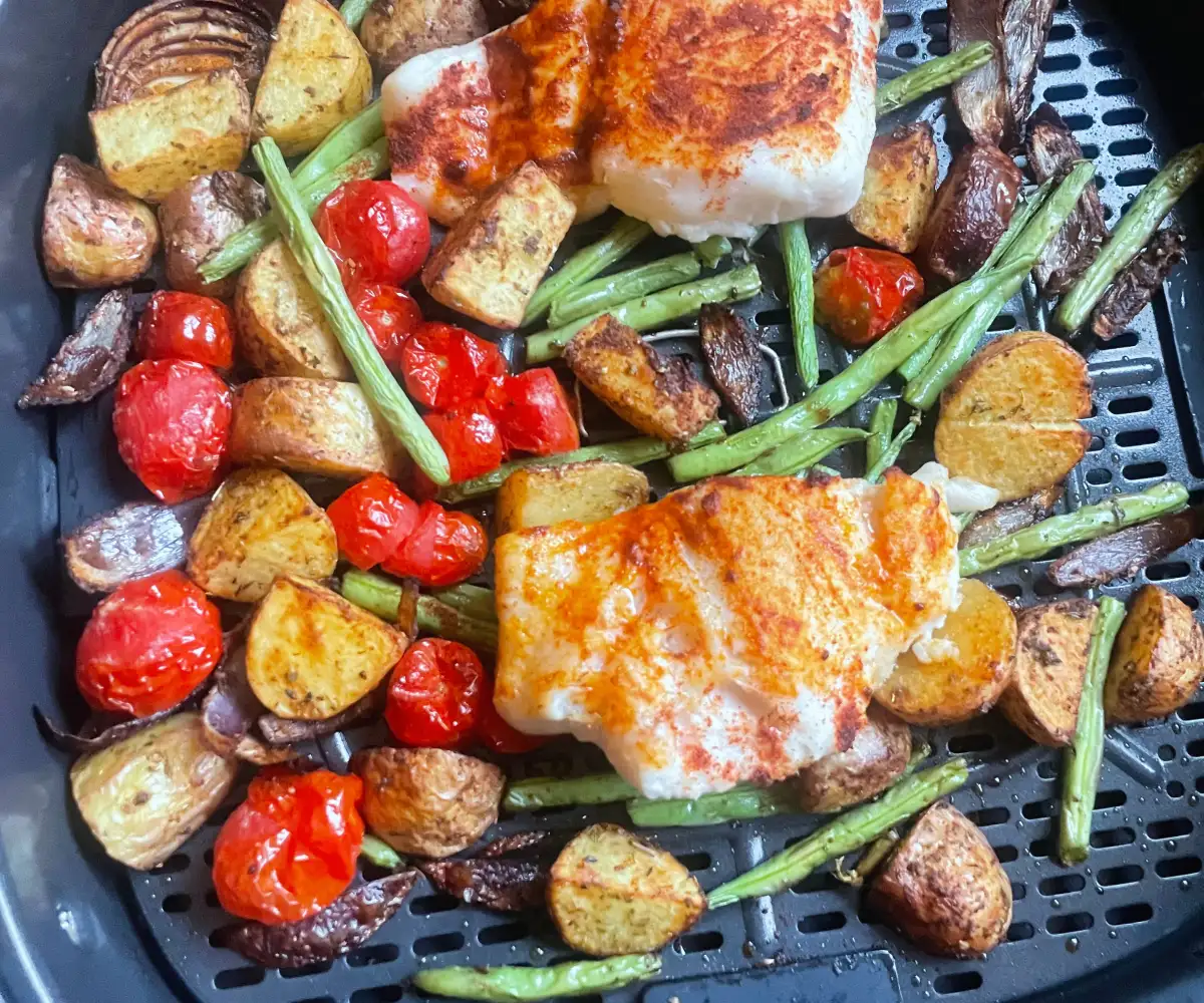I Tried a Space-Age, Self-Cleaning Air Fryer. Here's My Take on the Typhur Dome 2 - 3