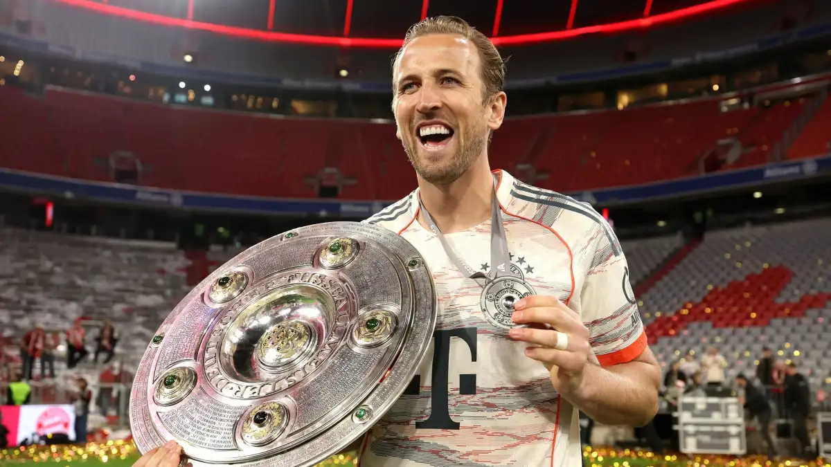 Watch this week's Bundesliga on the BBC: Borussia Dortmnud host Eintracht Frankfurt - 2